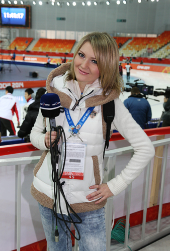 ＜ロシア美女紀行＞ソチのテレビ局でリポーターを務めるクリスティーナ・コノグライさん