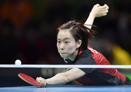 女子シングルス３回戦　北朝鮮選手と対戦する石川佳純