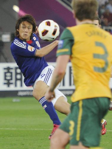 日本―オーストラリア　延長後半、先制ゴールを決める李