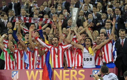 ２季ぶりに欧州リーグ優勝を果たし、喜ぶアトレチコ・マドリードの選手たち