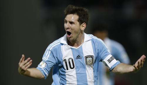 ＜アルゼンチン３―１パラグアイ＞代表戦６試合連続得点となるゴールを決めたアルゼンチン代表の主将ＦＷメッシ