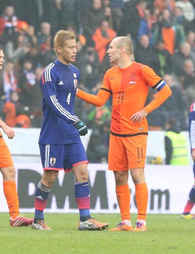 １６日の親善試合で、強豪オランダと引き分けた日本代表