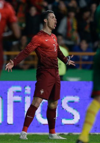 ＜ポルトガル５―１カメルーン＞２得点を決めて、通算得点を４９に伸ばしてポルトガル代表の最多記録を更新したＭＦロナウド