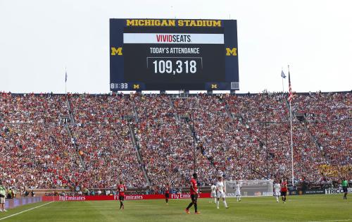 米国サッカー史上最多観客　動員試合となる１０万９３１８人を記録したミシガンスタジアム（ＡＰ）