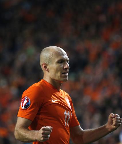 ＜オランダ６―０ラトビア＞２ゴールを挙げたオランダ代表ＦＷロッベン（ＡＰ）