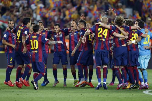 スペインン国王杯に優勝したバルセロナの選手たち（ＡＰ）