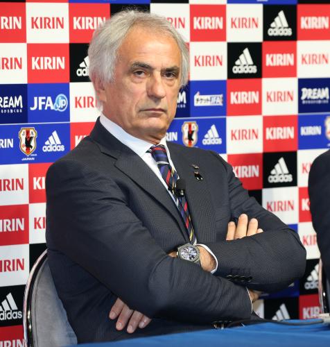 ４日、Ｗ杯アジア最終予選サウジアラビア戦に臨む日本代表を発表したハリルホジッチ監督