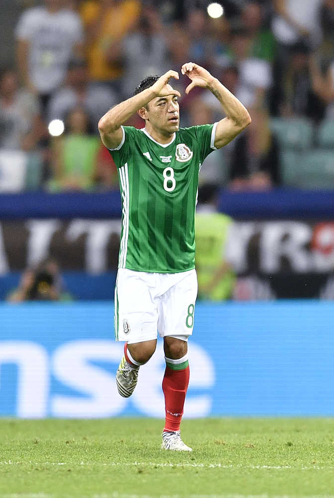 ドイツ戦でゴールを決め、喜ぶメキシコ代表ＭＦファビアン（ＡＰ）