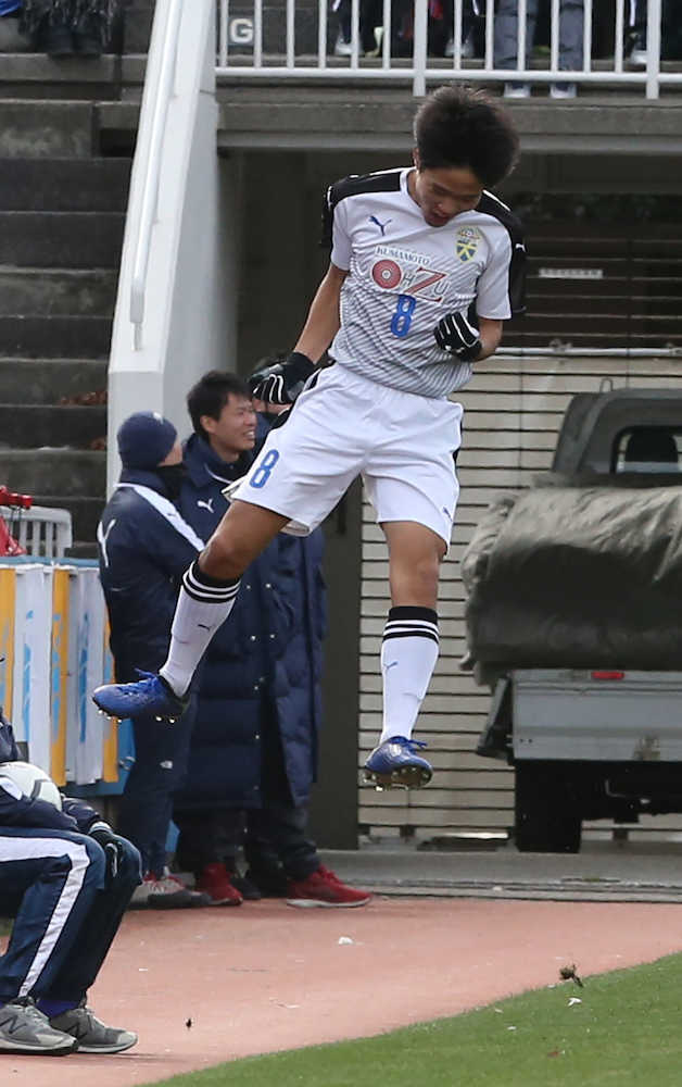 【画像・写真】大津　Ｖ候補桐光学園蹴散らす、大竹ハット＆１Ａ大車輪