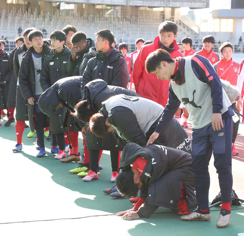 【画像・写真】「赤い彗星」まさか…東福岡　２大会連続の２回戦敗退