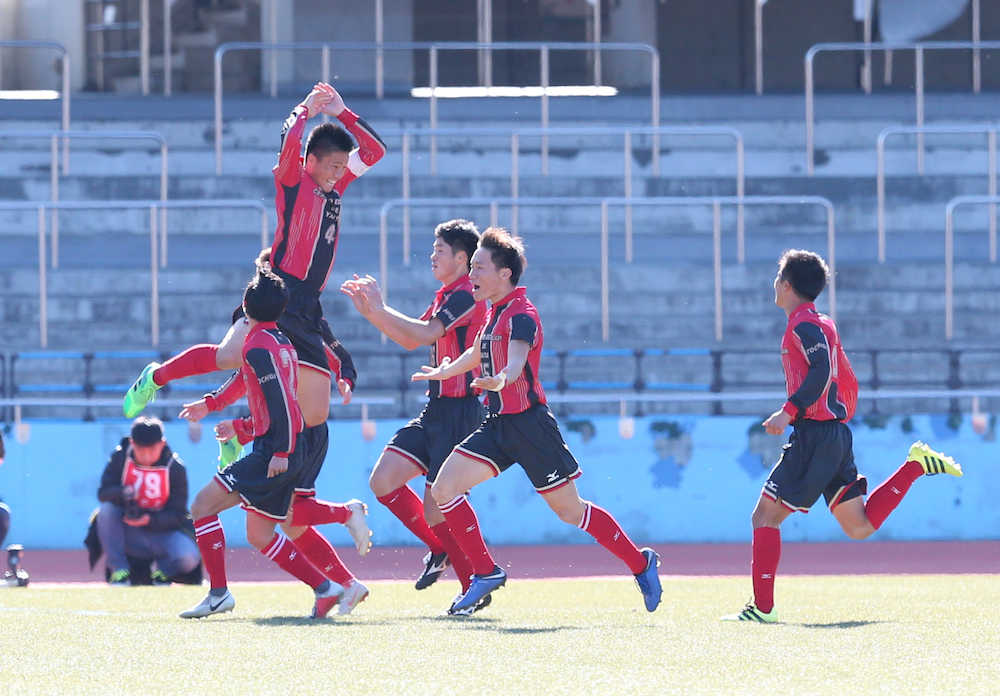 【画像・写真】矢板中央　ＤＦ白井の技ありヒールが決勝弾！本人も驚き「とっさに出た」