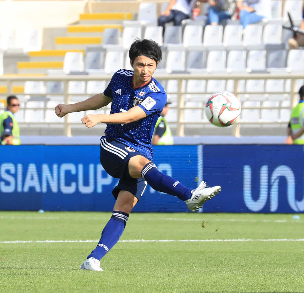 【画像・写真】柴崎、冨安との連係に手応えと課題「バランス悪かった」