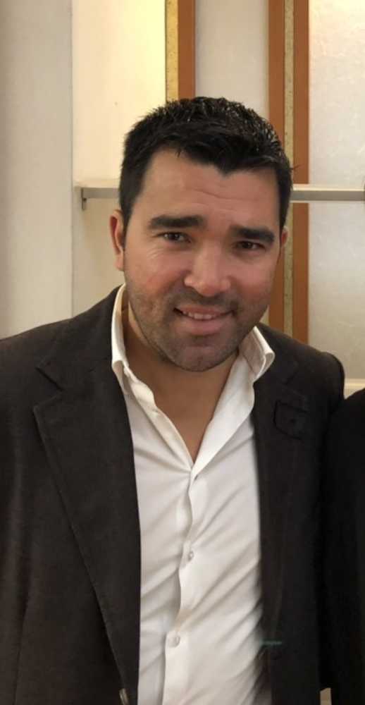 【画像・写真】なぜ？川崎Ｆ必勝祈願に元ポルトガル代表デコ氏登場　憲剛、大島ら２ショットおねだり