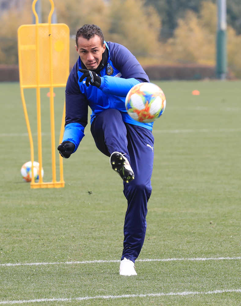 【画像・写真】川崎Ｆ小林誓う“７度目の正直弾”、ダミアン加入で空中戦自信