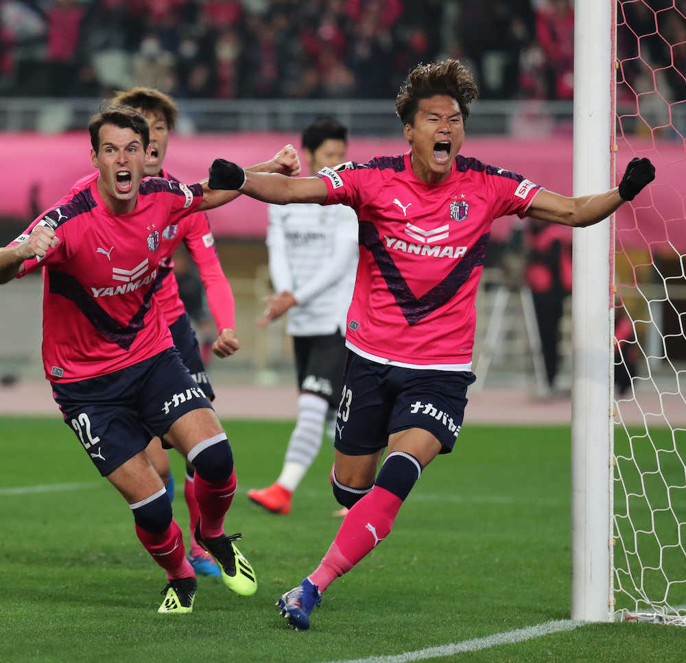 【画像・写真】Ｃ大阪が神戸相手に白星発進　ロティーナ新監督手応え「新しいチェンジが自信になる勝利」