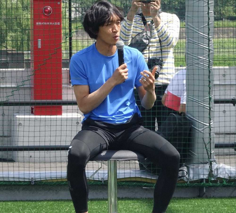 【画像・写真】俊輔、イベントでトーク　サッカーに目覚めた「きっかけ」披露