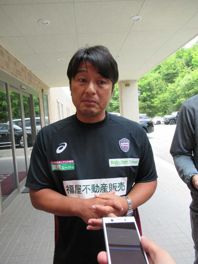 【画像・写真】神戸・三浦SD、フィンク新監督の手腕を絶賛　神戸の“バルサ化”継続強調