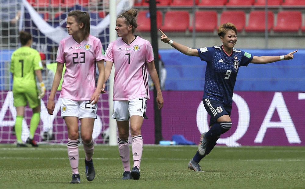 【画像・写真】なでしこ2発で今大会初勝利！岩渕がスタメン起用に応える鮮やか先制弾