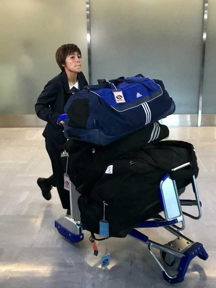 【画像・写真】なでしこFW岩渕、東京五輪へ危機感「全てを見直さないと」　W杯で感じた「前への推進力」の差