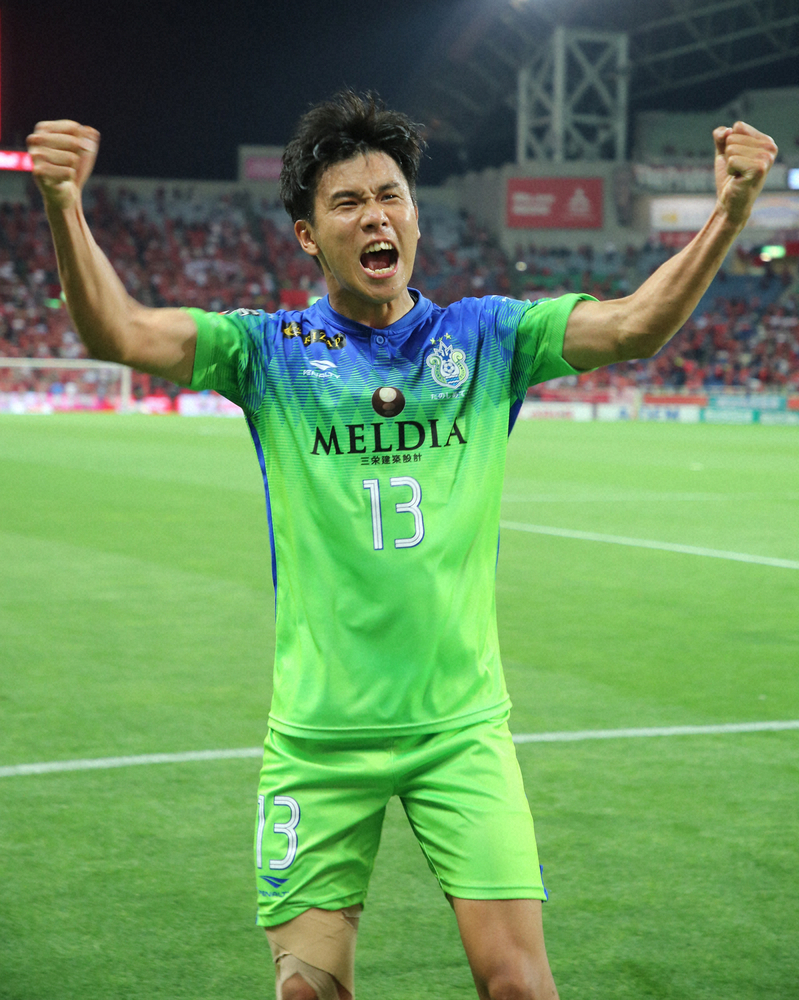 【画像・写真】湘南DF山根　神戸戦へ非公開練習「リベンジしたい」