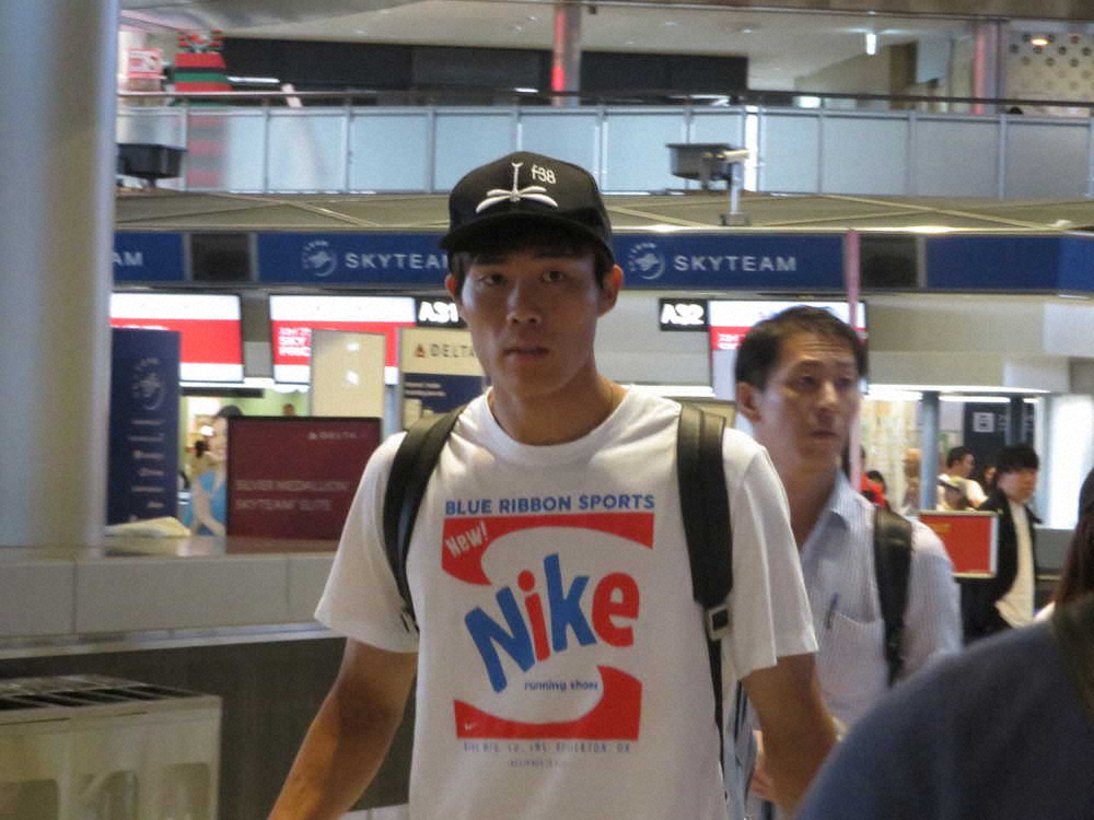 【画像・写真】冨安　ボローニャに出発“守備の国”で二刀流アピールだ!