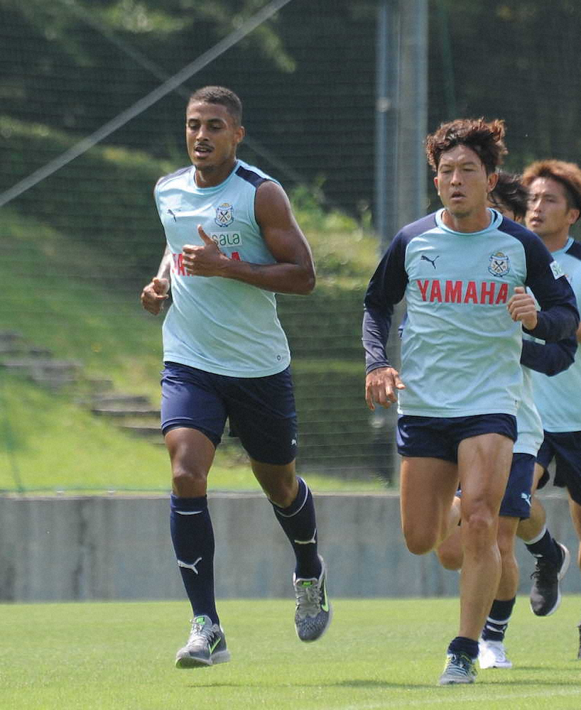 【画像・写真】磐田反撃へ!タイのチョンブリFCから移籍　ブラジル人FWルキアンが合流