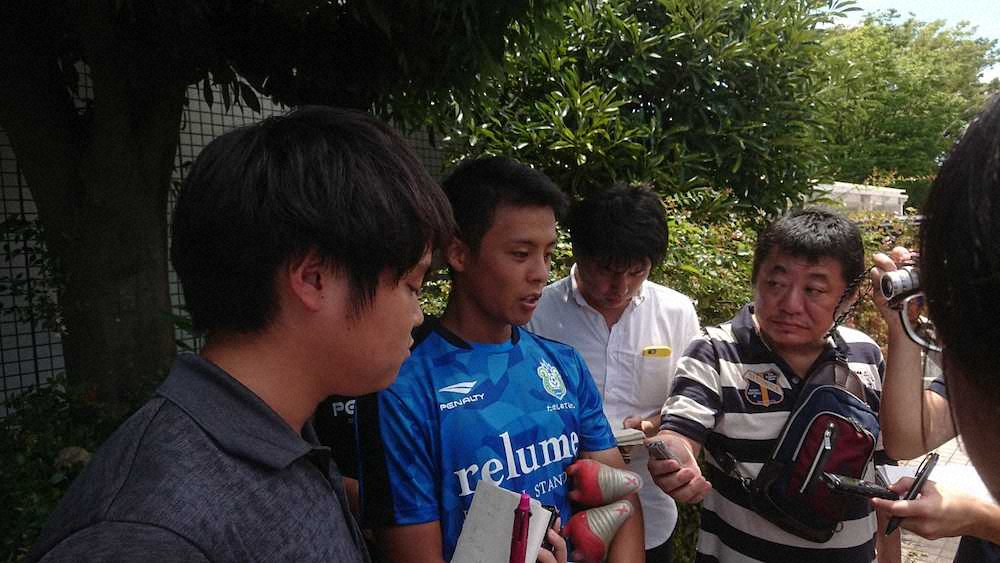 【画像・写真】湘南　練習再開も急きょ非公開に…チョウ・キジェ監督に代わり高橋コーチが指揮