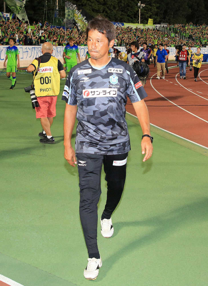 【画像・写真】湘南　チョウ監督スタイル踏襲も惜敗…高橋コーチ「僕の責任」