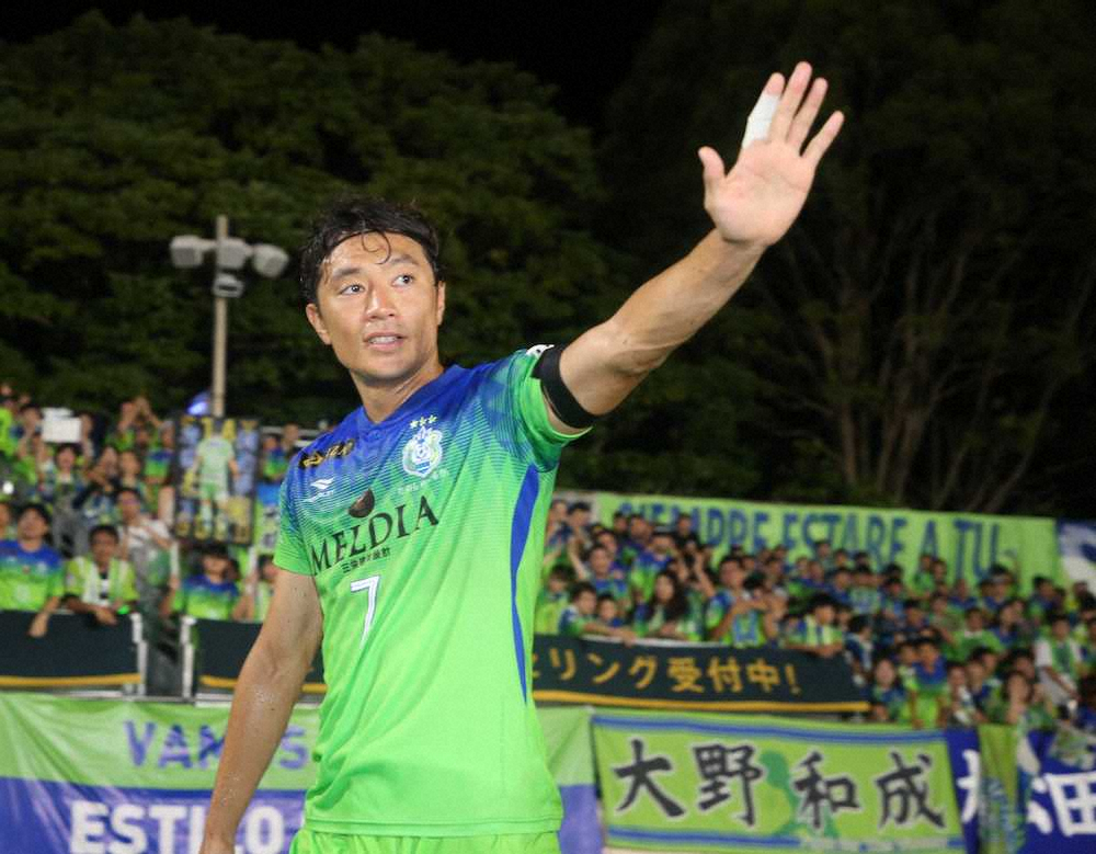 【画像・写真】古巣から決めた!湘南MF梅崎　PK弾で浦和と△「自分信じて蹴った」