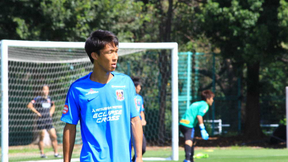 浦和の練習に参加した来季加入内定の青森山田MF武田