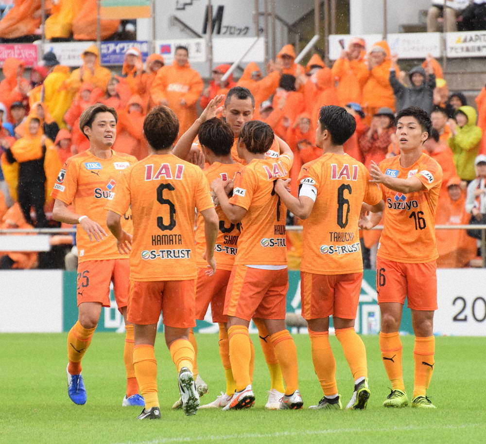 【画像・写真】清水　後半主導権握られ2戦連続逆転負け　ドウグラス「残念」