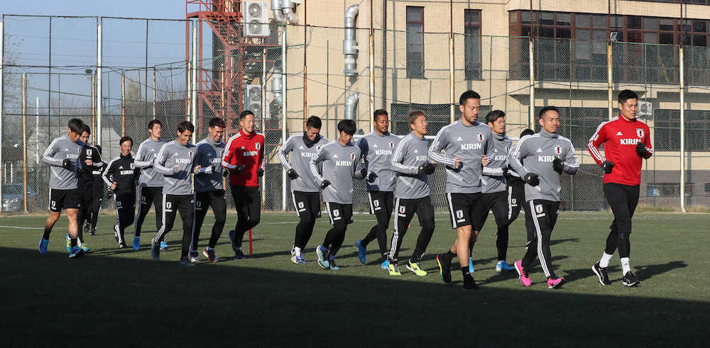 【画像・写真】森保ジャパンを迎え撃つ“白い鷹”　チケット完売、現地の盛り上がり最高潮