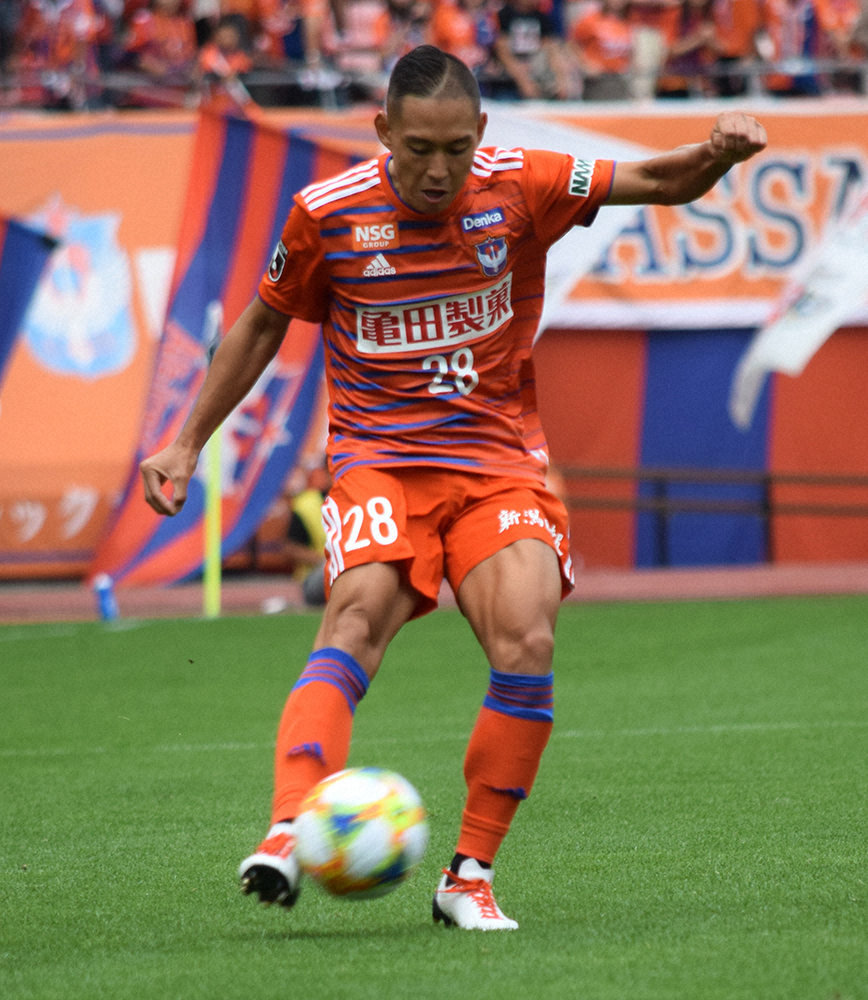 【画像・写真】J2新潟　DF早川史哉と契約更新合意　白血病から3年ぶり試合出場「さまざまな想いを共有させて」