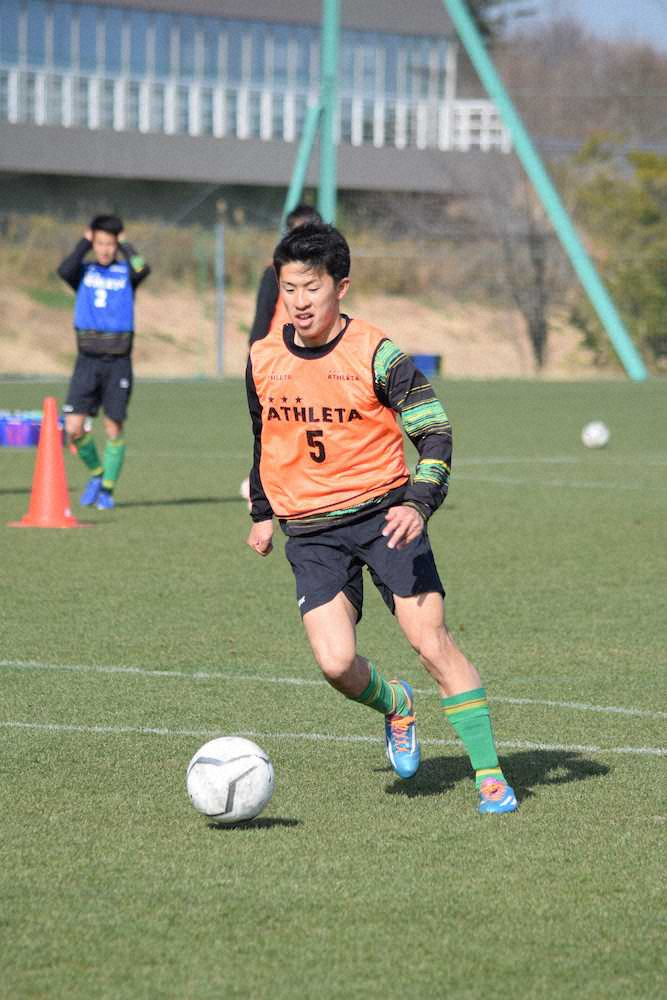 【画像・写真】帝京長岡FW矢尾板　バースデーの誓い!決勝進出へ意欲「18歳最初の試合で得点を」