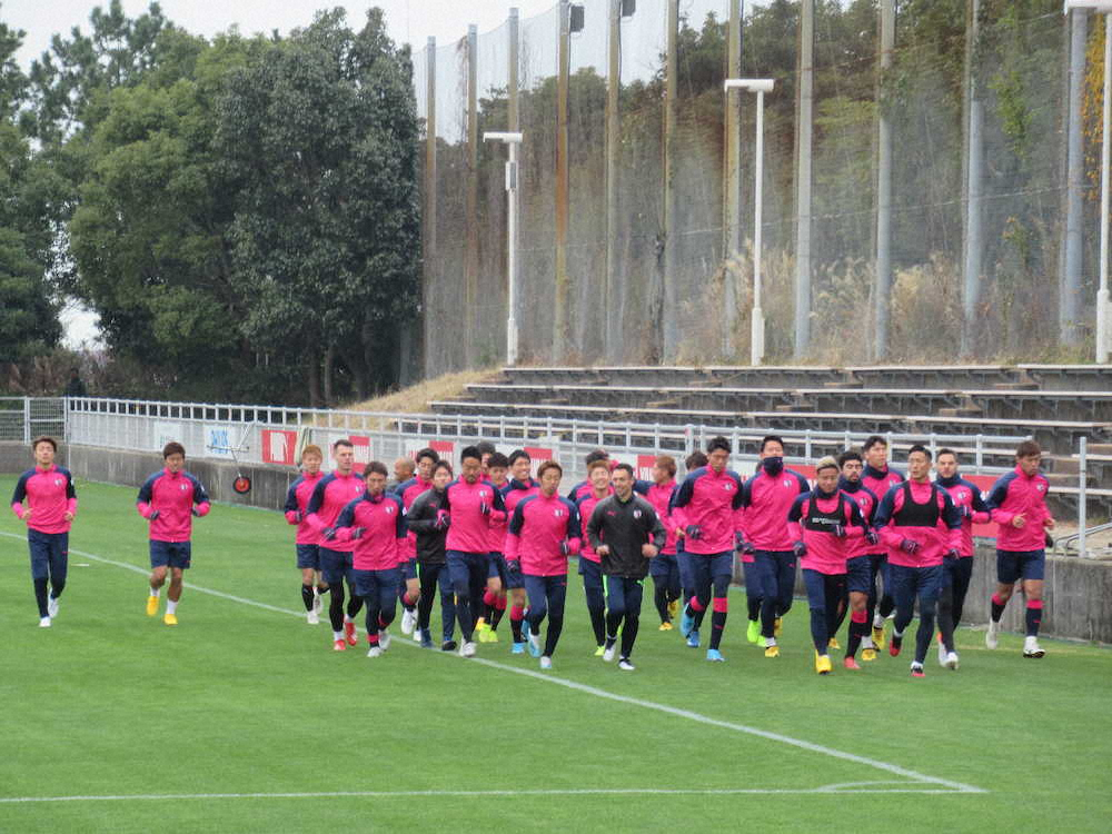 【画像・写真】C大阪が始動　高卒新人MF西川潤、DF田平起也がトップチーム入り　貢献誓う