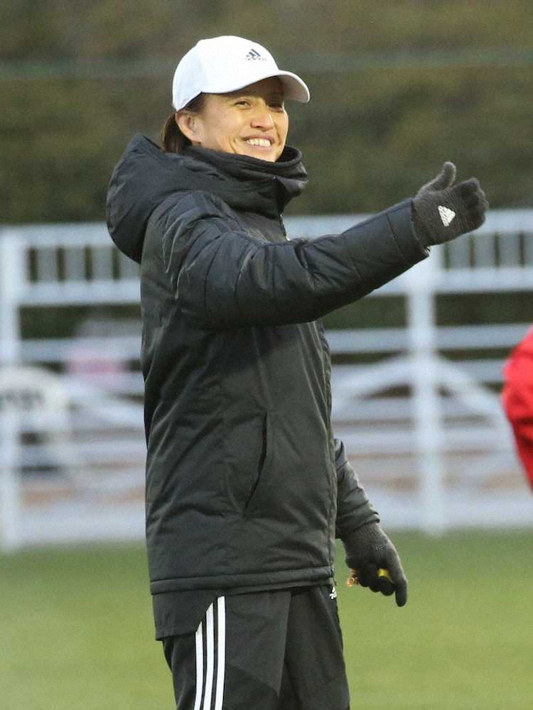 【画像・写真】なでしこ　合宿スタート　高倉監督「体をつくっていくことがテーマ」