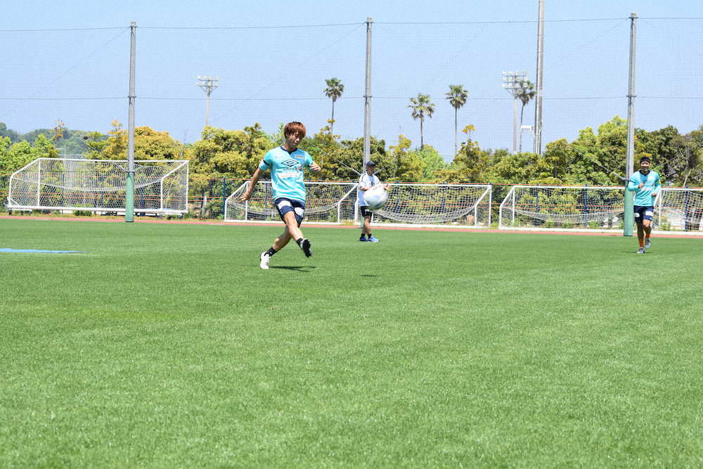 【画像・写真】長崎　4月5日以来の活動再開!九州J2クラブでは初「外で動ける幸せを感じた」