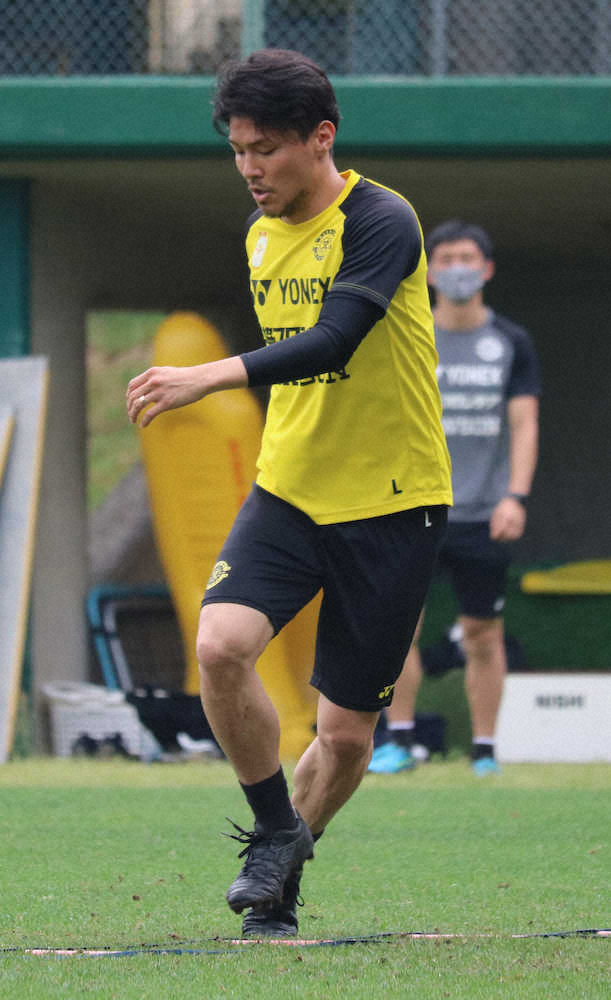 【画像・写真】柏　チーム練習再開　大谷「一緒にボールを蹴れて、うれしい時間だった」