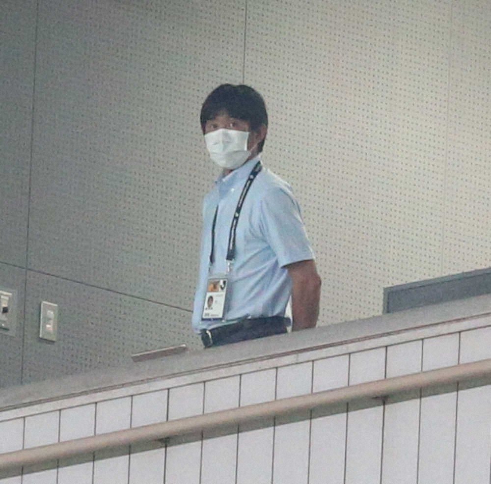 【画像・写真】U19代表候補合宿　森保監督が初視察　動きスムーズ「クオリティー高い」