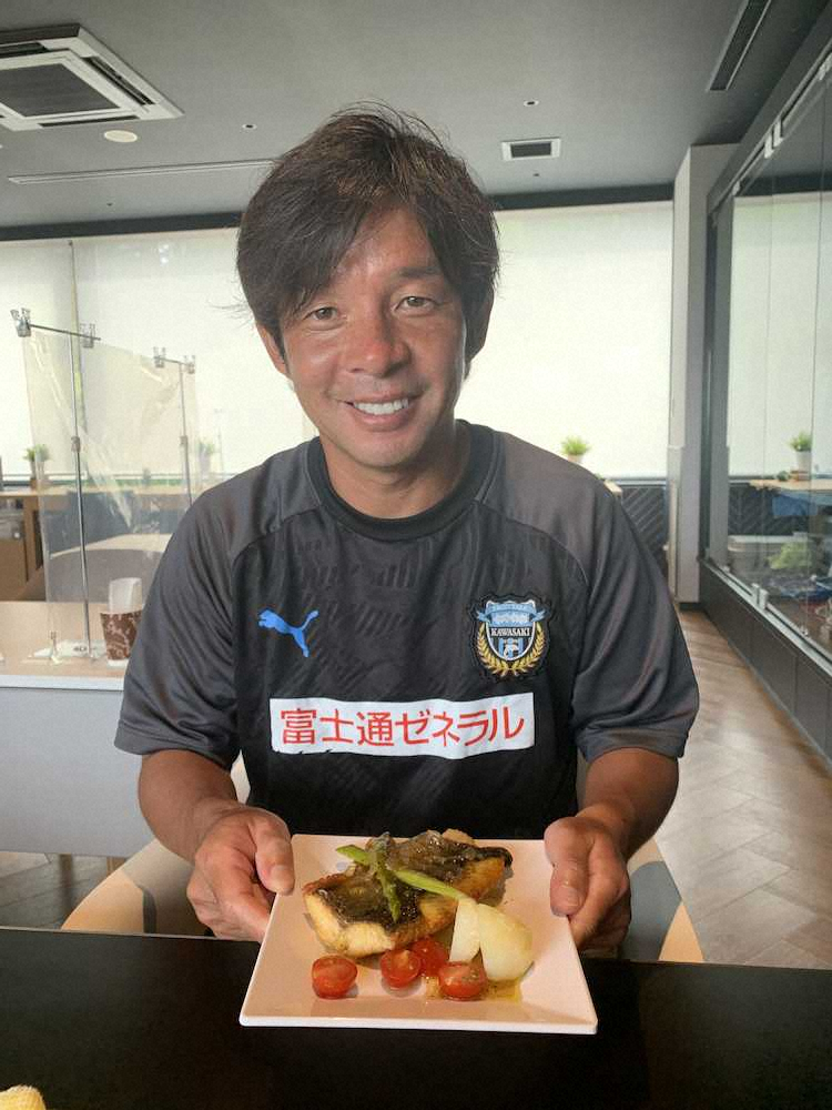 【画像・写真】川崎F　出世魚で公式戦10連勝いただきます!鬼木監督の地元から“ブランド魚”無償提供