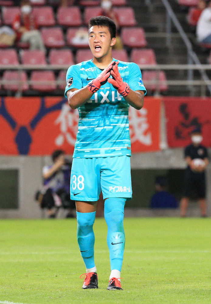 【画像・写真】鹿島　GK山田がJ1リーグ戦デビュー　18歳7カ月8日のGK史上3位年少記録