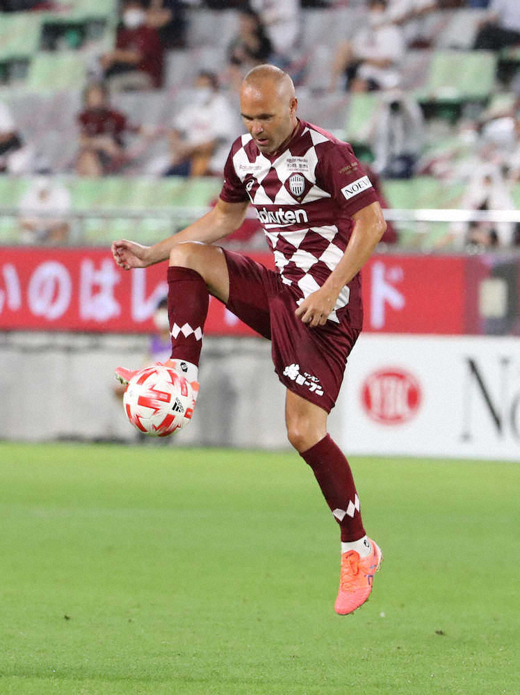 【画像・写真】神戸　17年ぶりの屈辱大敗　リーグ戦首位独走の川崎Fとの実力差歴然　収穫はMFイニエスタの復帰