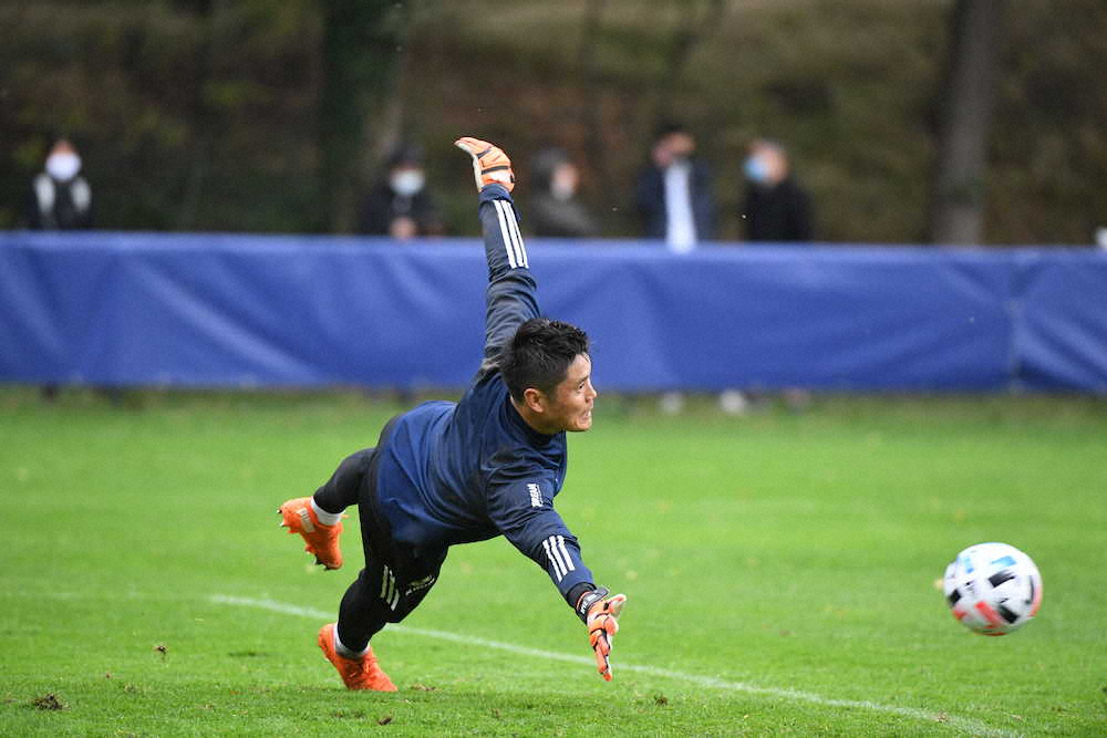 【画像・写真】招集メンバー最年長の川島　10年ぶりの“盟友”川口GKコーチとの再会に歓喜「刺激になる」