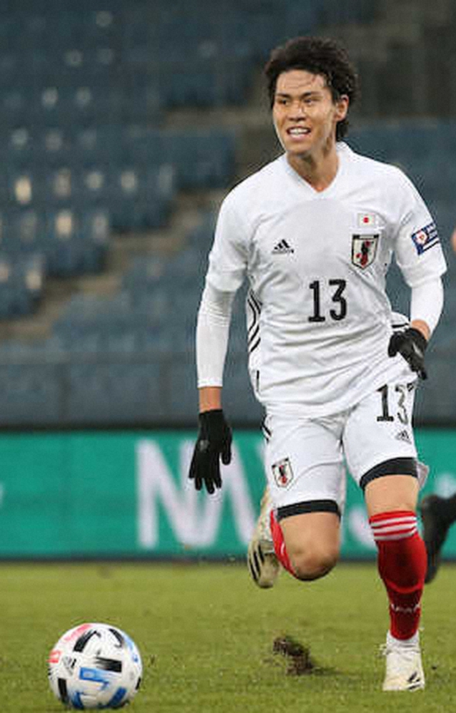 【画像・写真】橋本「献身的に走って」攻撃参加　約1年ぶりの代表戦で存在感