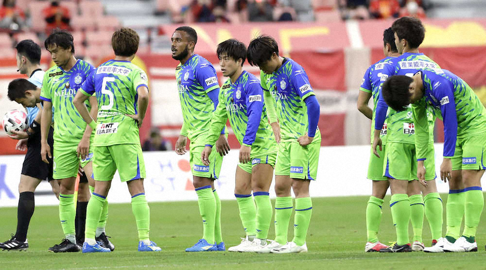 【画像・写真】湘南・浮嶋監督、22年ぶりの4連勝逃し「ボール奪った後ミス多かった」