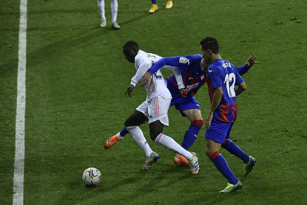 【画像・写真】エイバル・武藤　チーム最多シュート3本で存在感示した