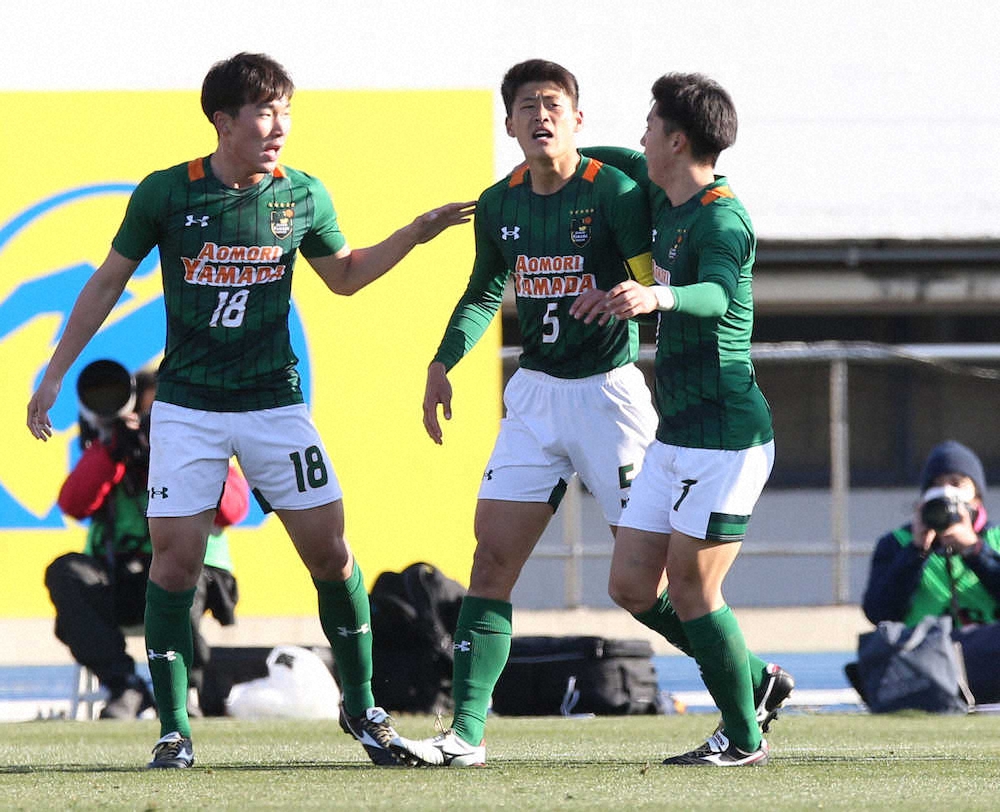 【画像・写真】青森山田　逆転8強！藤原主将2発も満足せず「こんなものじゃない」