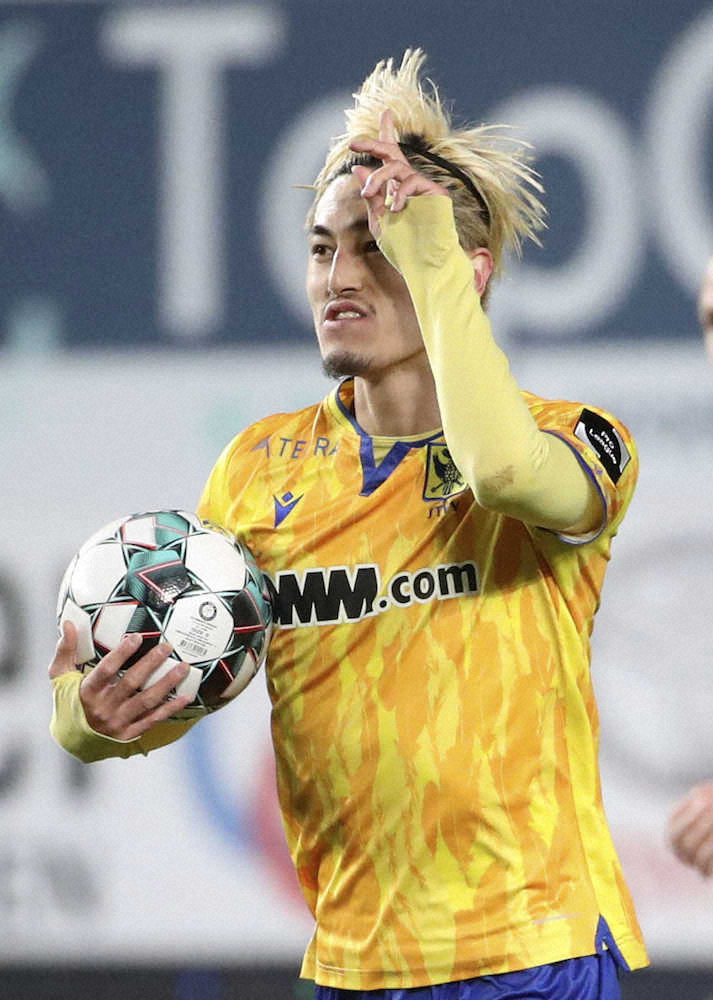【画像・写真】シントトロイデン鈴木優　ヘディングで2戦連発　今季14点目もチームは公式戦3連敗