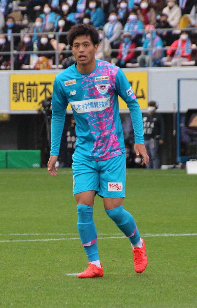 【画像・写真】鳥栖、6年ぶり開幕2連勝　新加入・山下があいさつ代わりの2ゴール「貢献できて良かった」