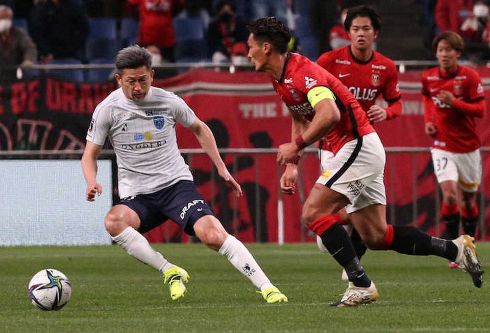 【画像・写真】横浜FC・カズ、J1最年長出場記録更新　54歳12日、被災地とともに走り続ける